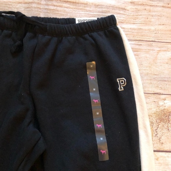 VS Pink Outfit - Picture 7 of 10